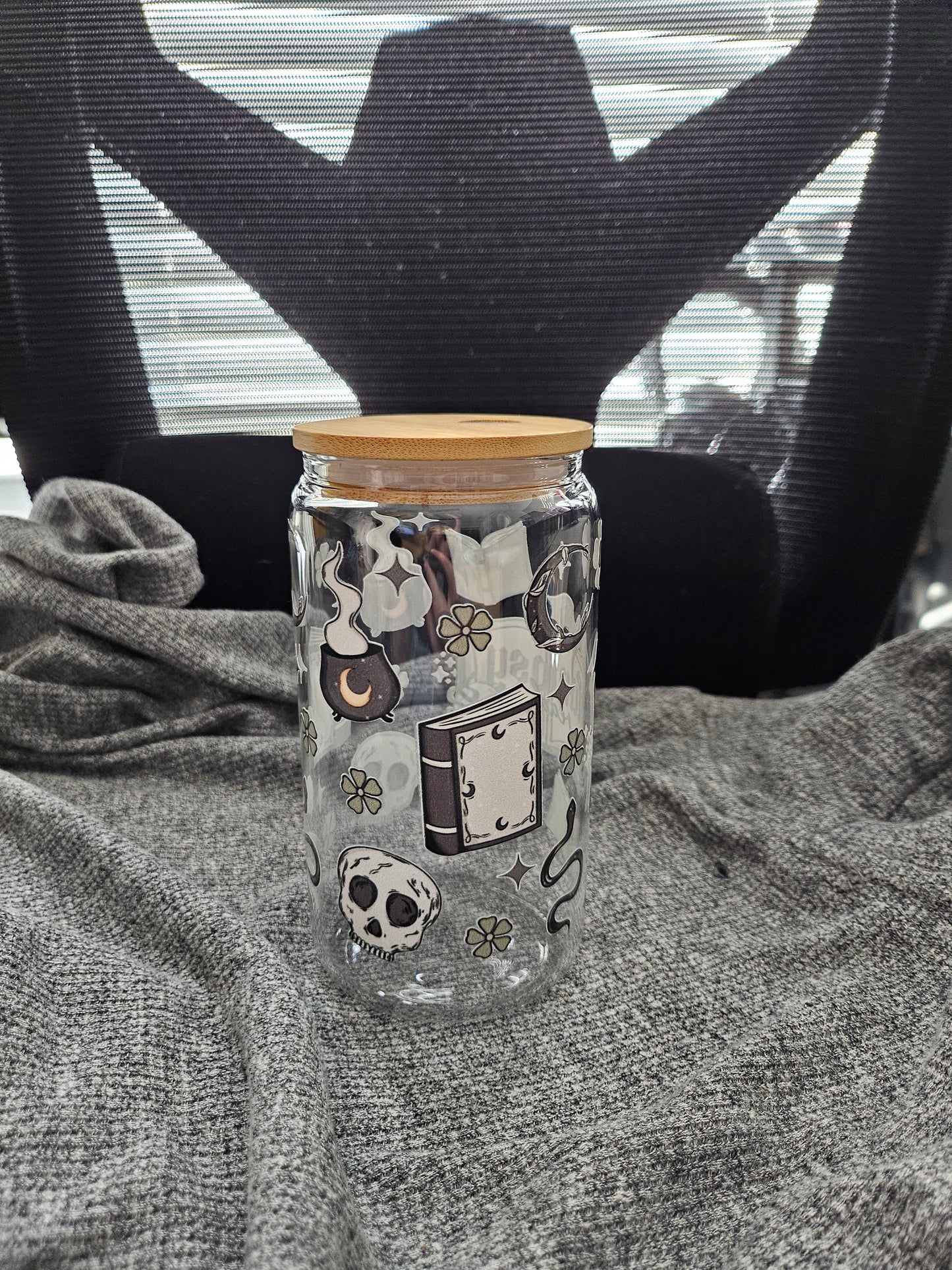 Fantasy Reader Glass Tumbler