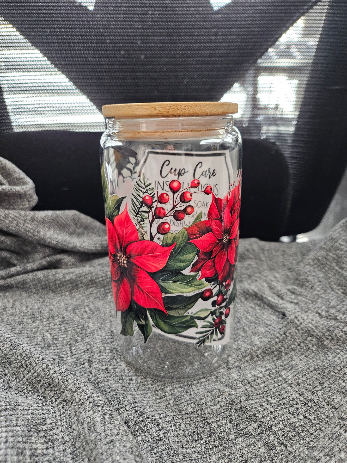 Poinsettia Glass Tumbler