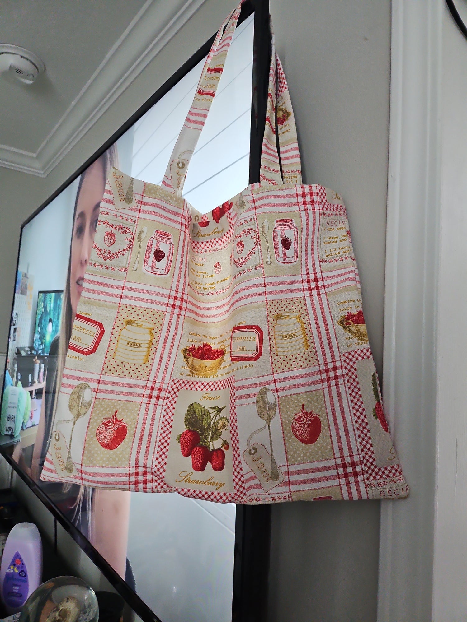 Tote bags & purses