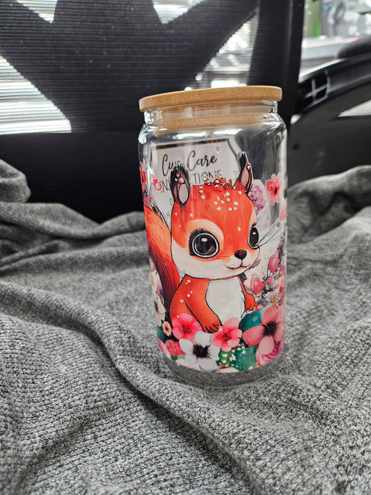 Floral squirrel glass tumbler