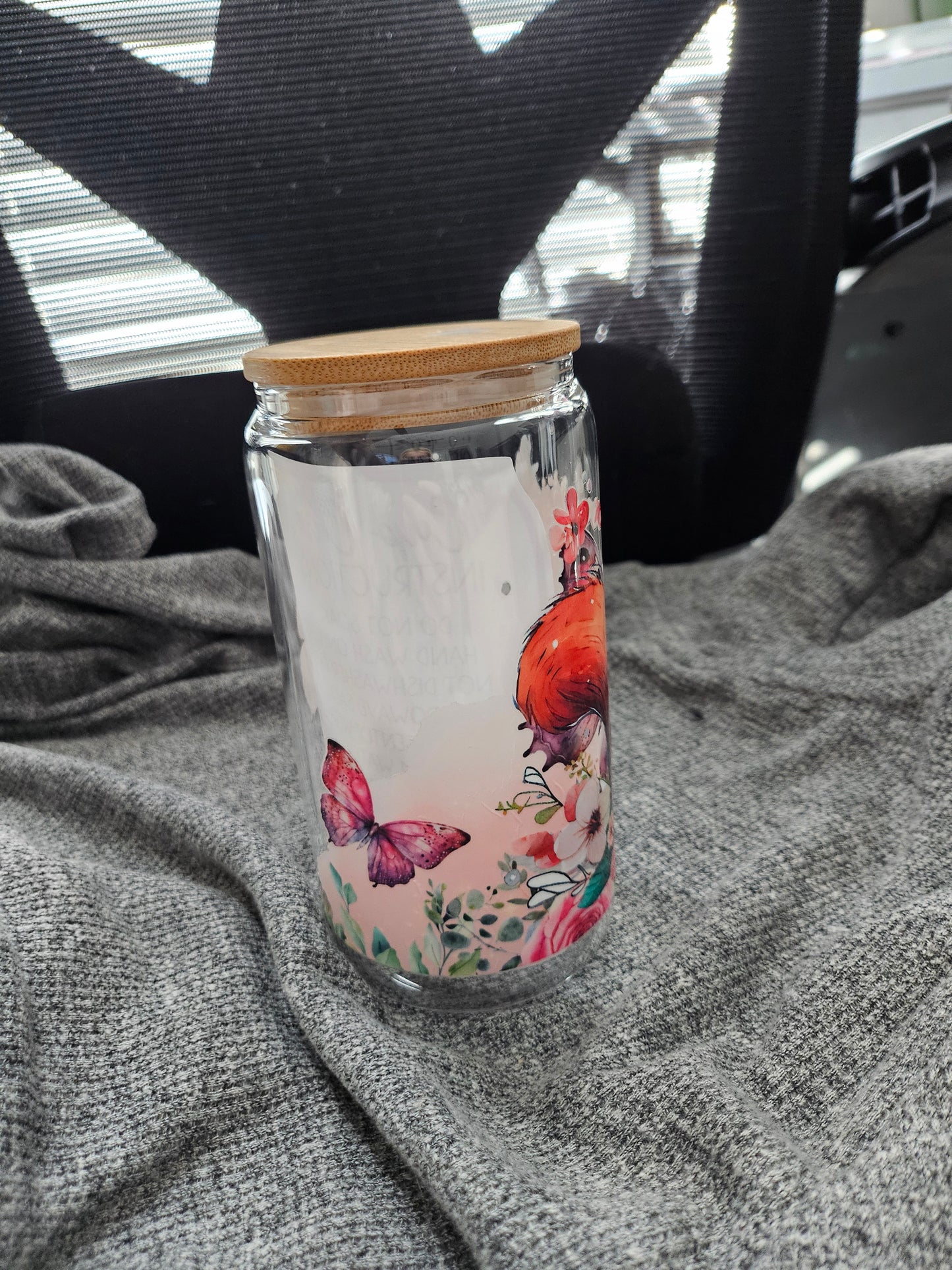 Floral squirrel glass tumbler